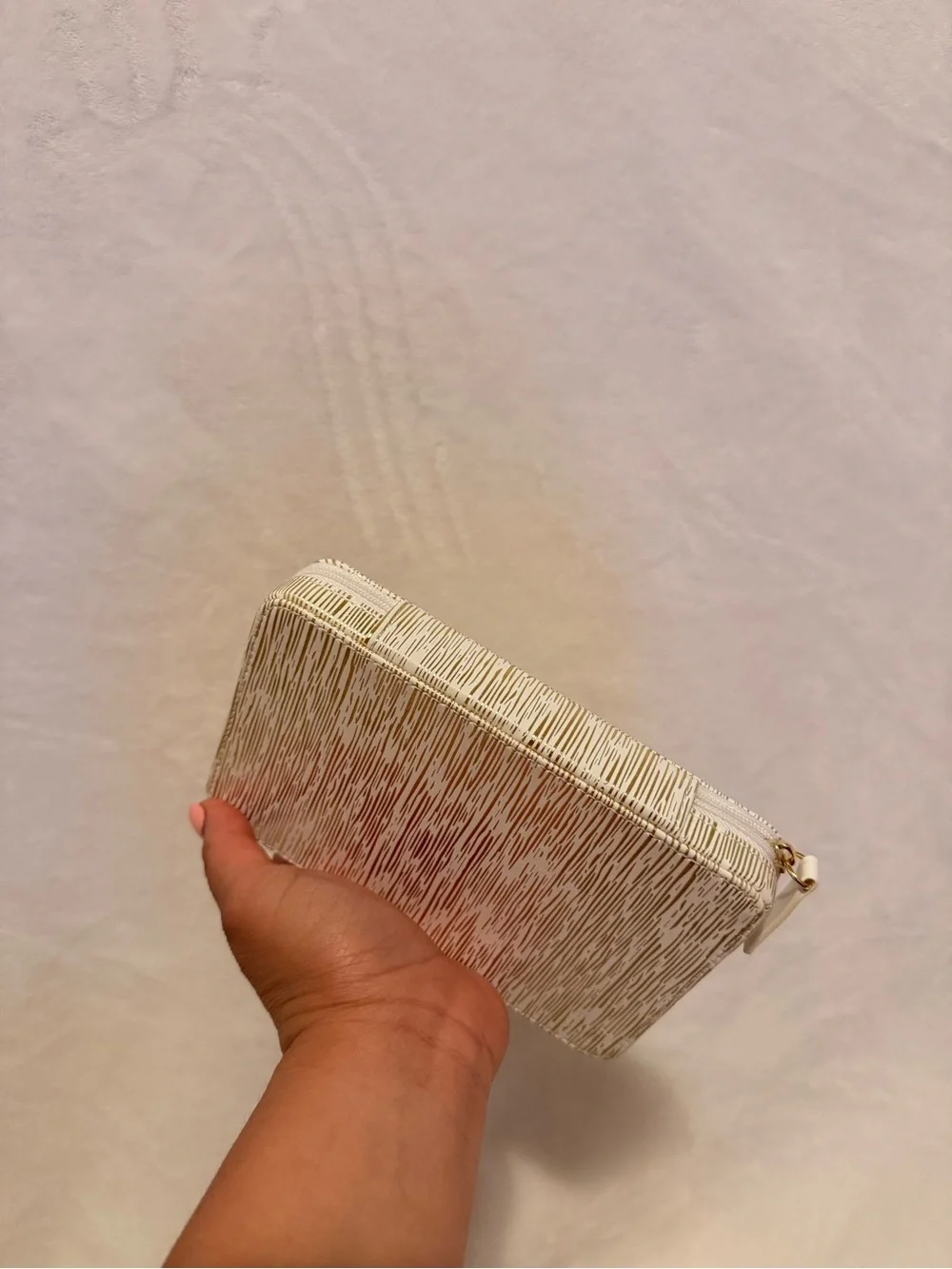 Yves Saint Laurent (YSL) Beauté White and Gold Cosmetic Pouch